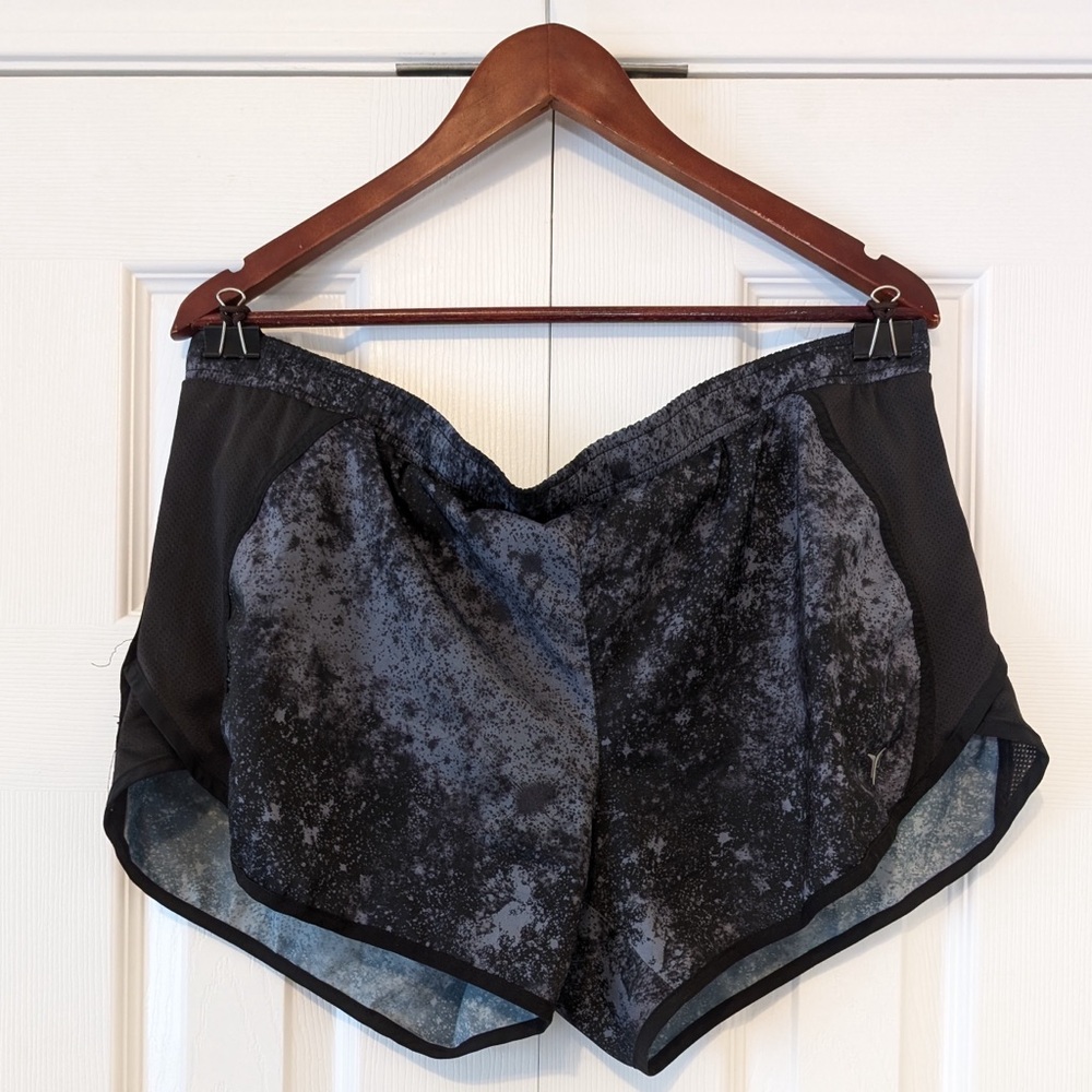 Old Navy Black and Grey Athletic Shorts
